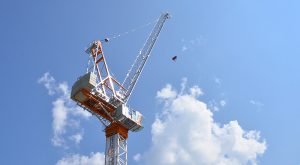 luffing crane
